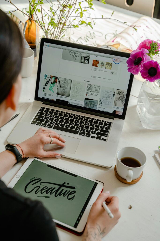  Graphic Designer in Mumbai